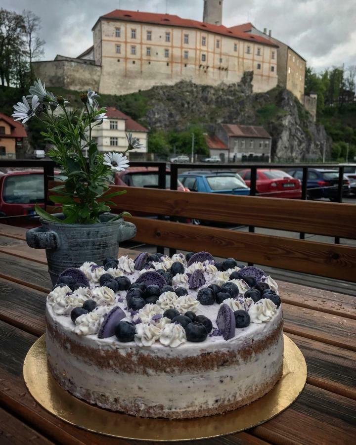 Penzion A Restaurace U Reky Ledeč nad Sázavou Exterior foto