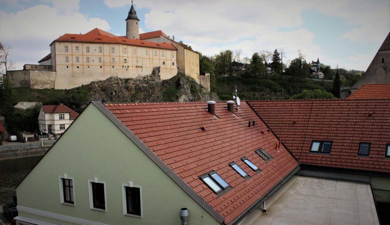 Penzion A Restaurace U Reky Ledeč nad Sázavou Exterior foto